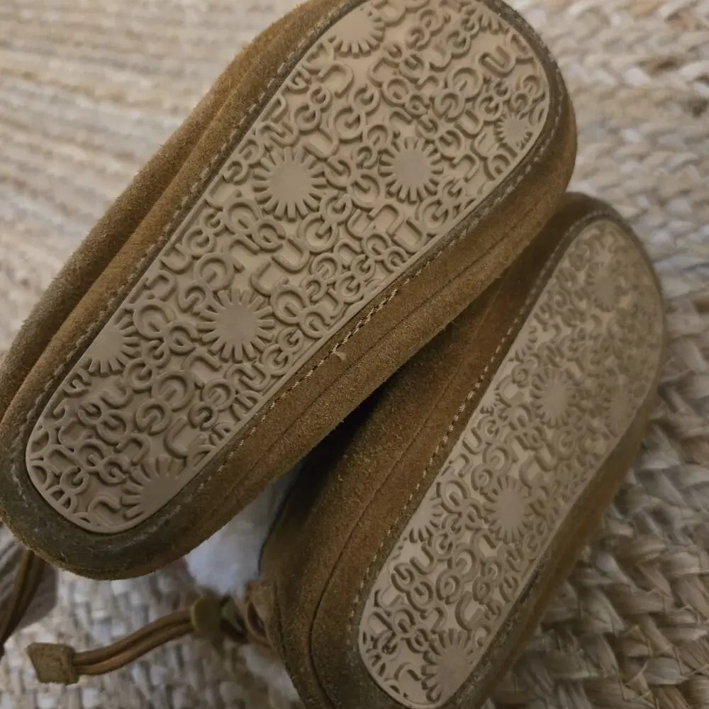 Ugg Cage Baby Boots Toddler Sz 4/5C‎ Brown Fur Lined Booties